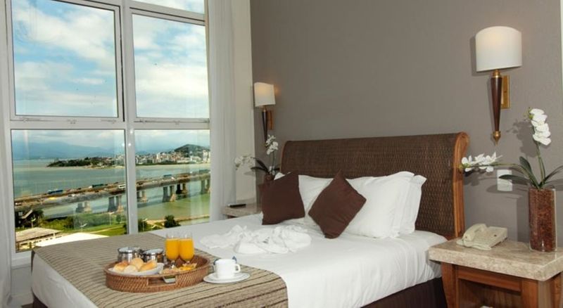 Intercity Hotel 4*